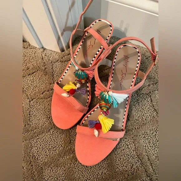 Betsey Johnson, summer sandals, 8.5 - Picture 2 of 3